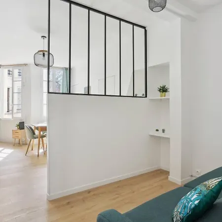 Le Baron - * Versailles